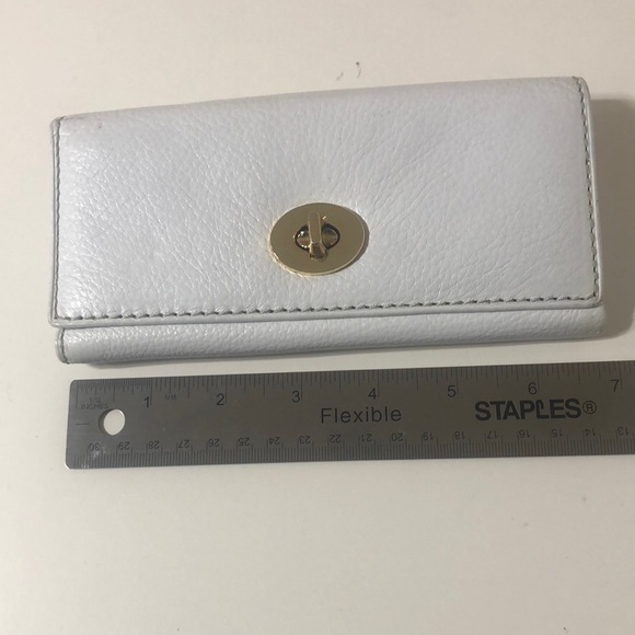 Roots Handbags - Roots leather wallet